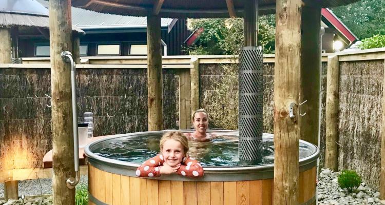 hanmer springs hot tubs